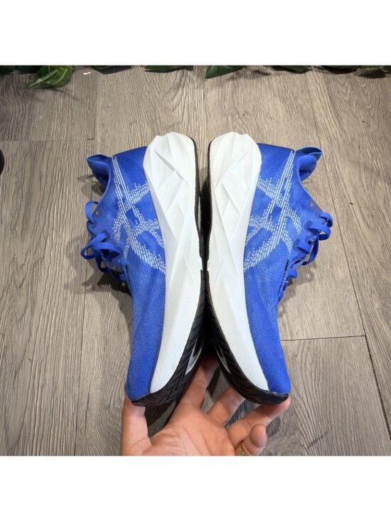 ASICS Men\'s Novablast 5 Running Shoes Indigo Blue/Seal Grey, Size 8.5